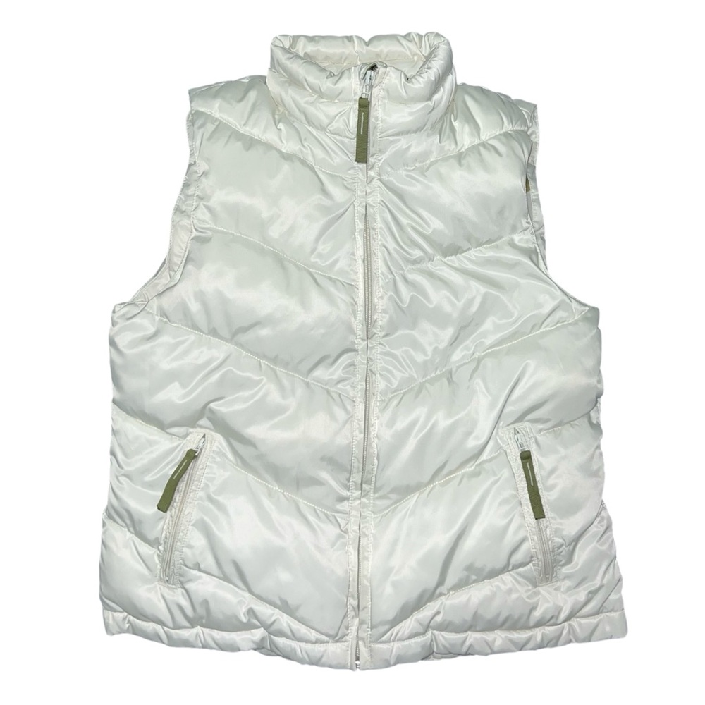 Vintage Old Navy white puffer vest with camo interior women’s size medium